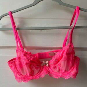 Victoria’s Secret Lacy Unlined Bra